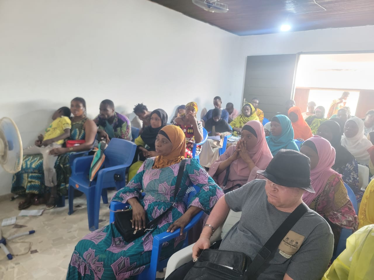 Sensibilisation sur le cancer de la prostate et de dépistage des maladies métaboliques (hypertension artérielle et diabète) au sein de l'association CAPHCI à Abobo SOGEFIA - Photo 4