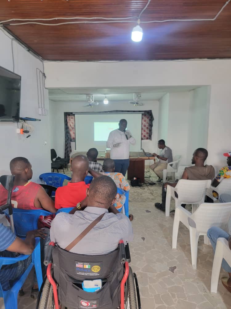 Sensibilisation sur le cancer de la prostate et de dépistage des maladies métaboliques (hypertension artérielle et diabète) au sein de l'association CAPHCI à Abobo SOGEFIA - Photo 6